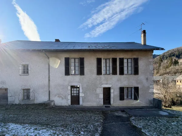 Maison 11 pièces 205 m² 