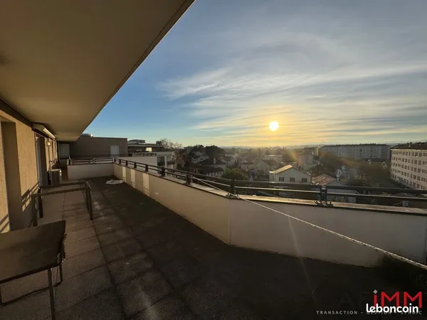 Appartement 4 pièces 111 m² 