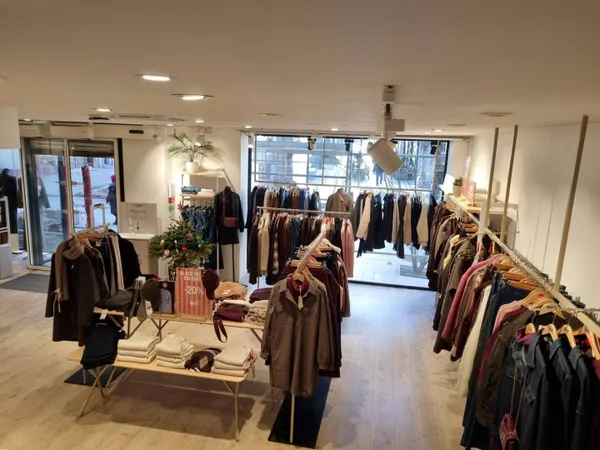 Boutique 131 m² 