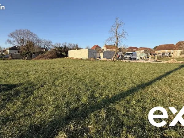 Terrain 645 m² Gy 