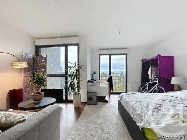 Appartement 1 pièce 33 m² 
