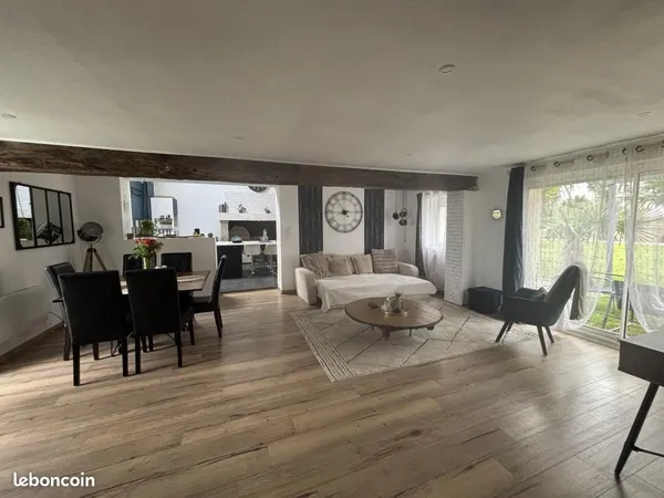 Maison 6 pièces 160 m² 