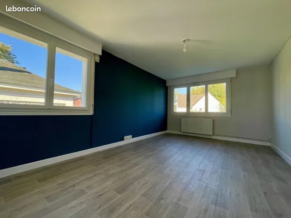 Studio 1 pièce 33 m² 