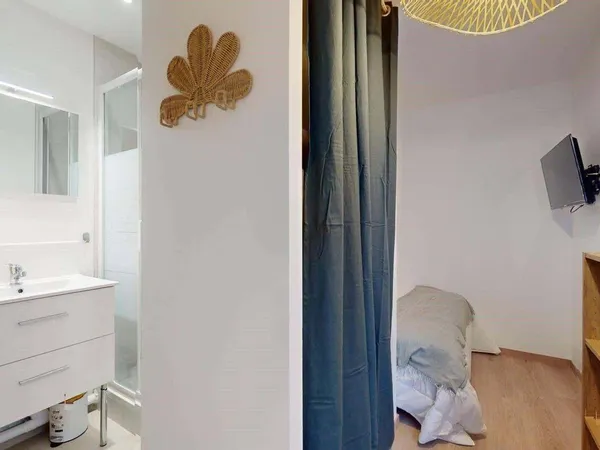 Appartement 1 pièce 15 m² 