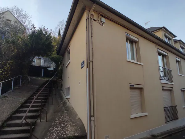 APPARTEMENT T3 ARGENTON SUR CREUSE 