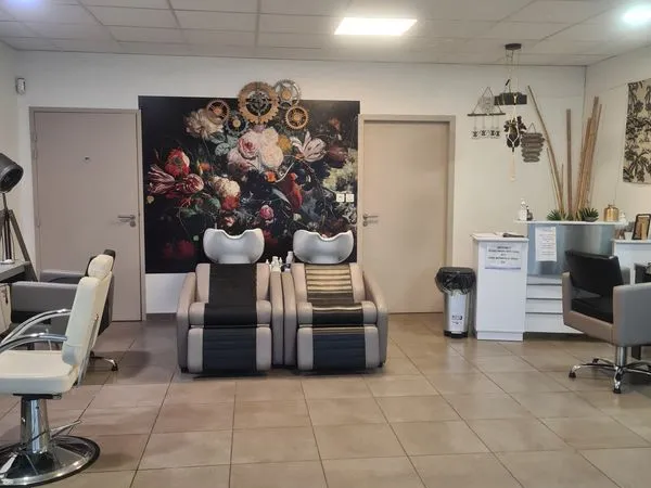 Boutique Vente Les Tourrettes  50m² 40000€