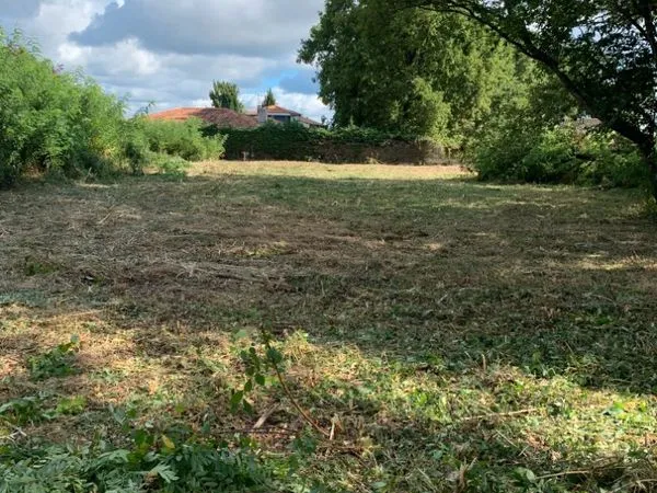 Terrain 3 000 m² Le Haillan 33185 