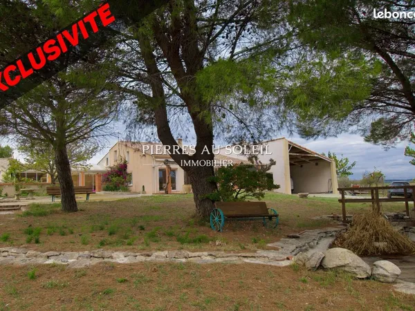 Maison 8 pièces 227 m² 