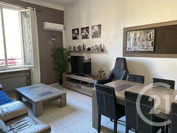 Appartement 4 pièces 80 m² 