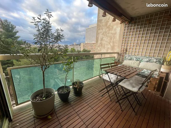Appartement T3 secteur Castellane avec terrasses + box (parking) + cave 