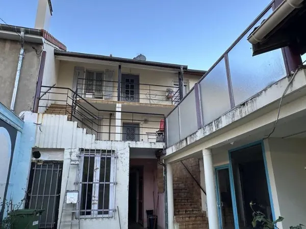 Immeuble de rapport 183 m² 