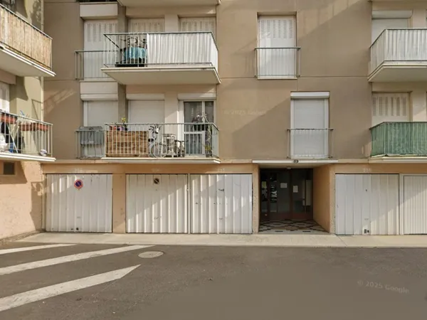 Garage fermé à vendre Résidence Amouroux Toulouse 31500 