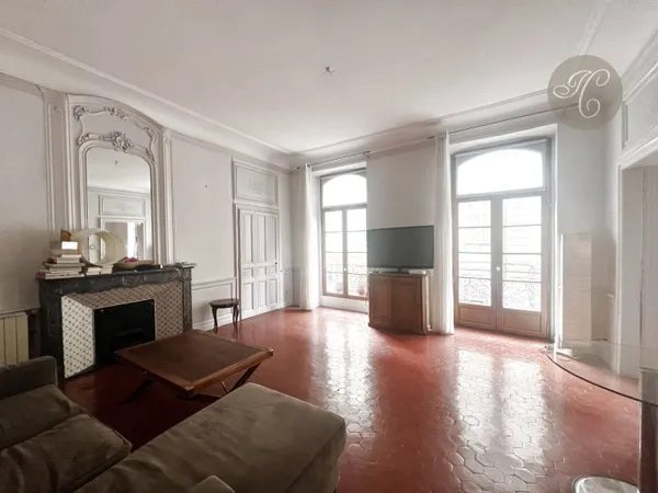 Appartement 5 pièces 130 m² 