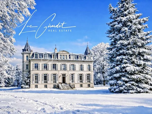 Château 15 pièces 750 m² 