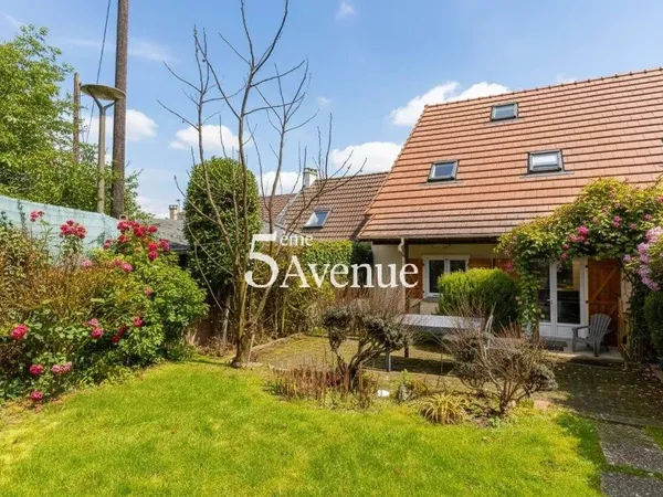Maison 5 pièces 99 m² 