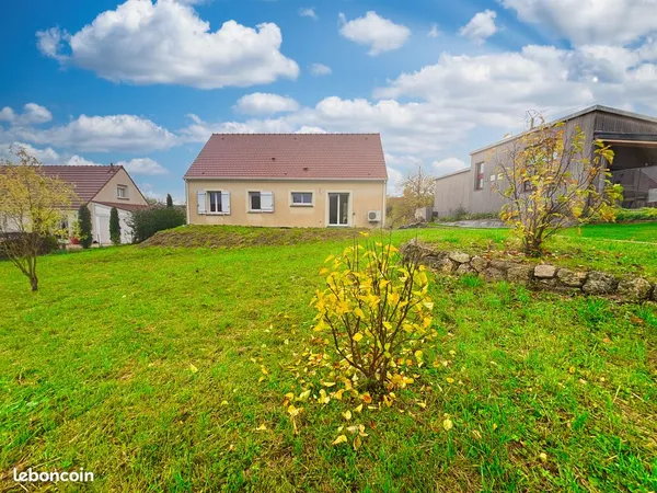 A vendre maison de plain pied de 96 m2/ 3 chambres 