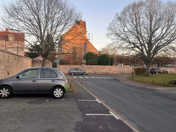 Parking 12 m² 