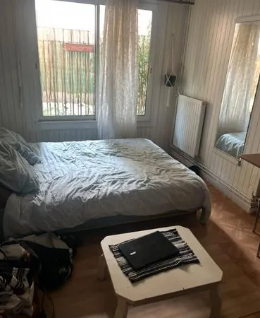 Loue chambre chez l'habitant pour colocatrice 