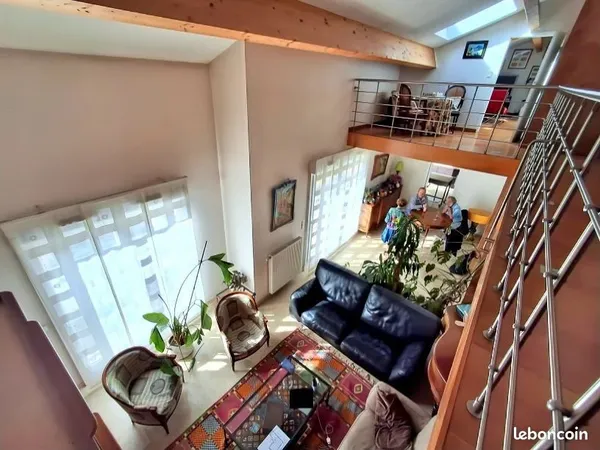 Duplex 7 pièces 160 m² 
