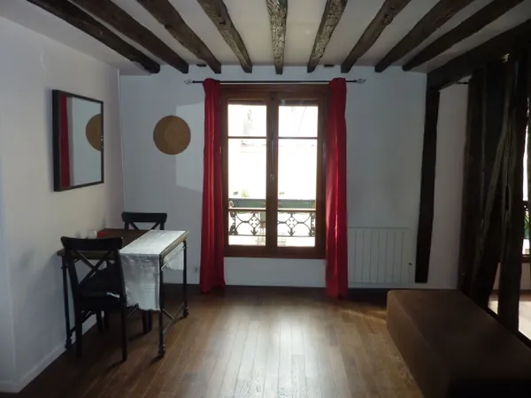 Loue 2-3 pièces meublé 45m² - Paris 10ème - Canal Saint-Martin 