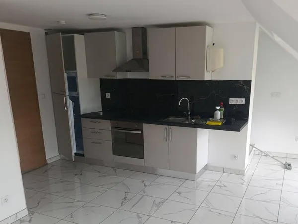Studio 1 pièce 40 m² 