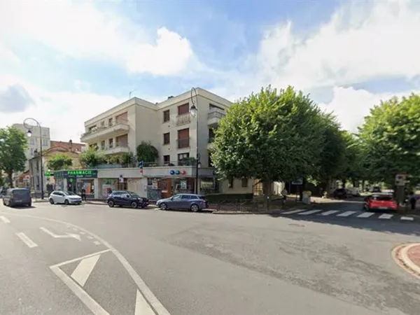 Boutique 74 m² 