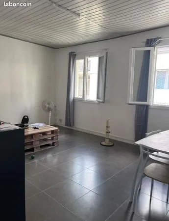 Maison 2 pièces 79 m² 