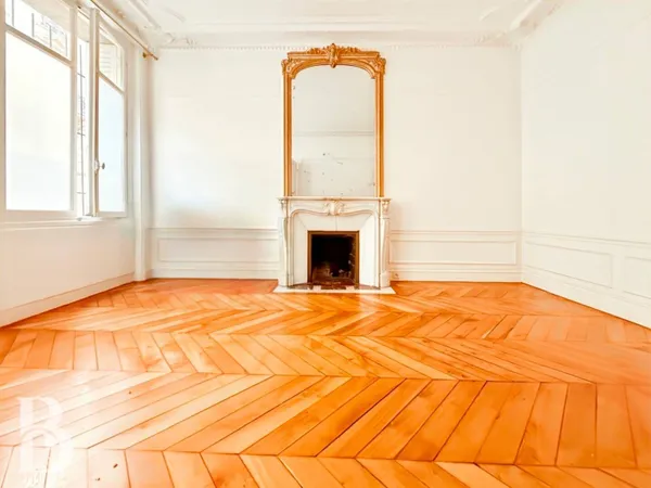 Appartement 4 pièces 82 m² 