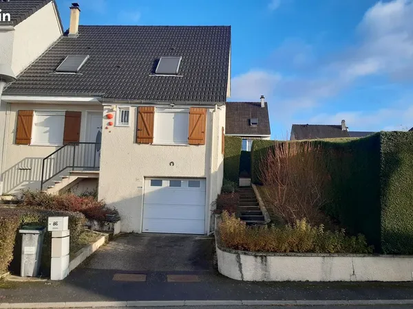Maison mitoyenne F6 101m2 terrain 360m3 