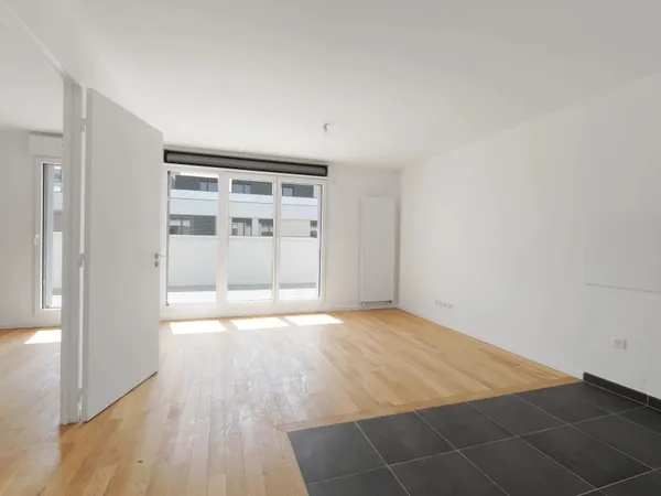 LA VARENNE SAINT HILAIRE - SUPERBE APPARTEMENT NEUF DE GRAND STANDING - TERRASSE - PARKING 