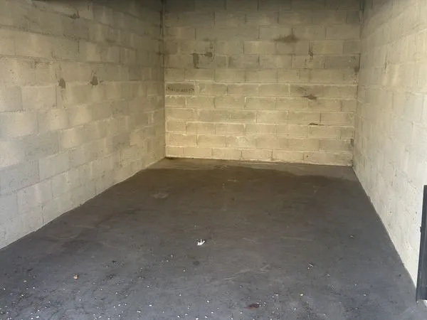 Parking/box 15 m² Corbeil-Essonnes 