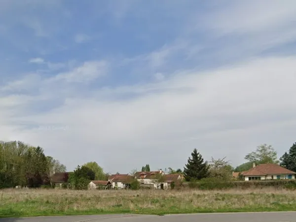 Terrain à bâtir de 700 m² à BEHOUST (78) 