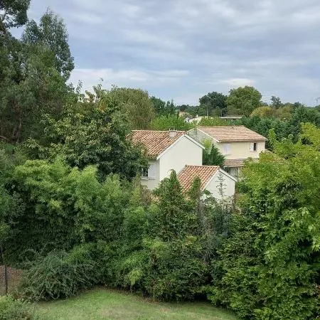 Studio 1 pièce 24 m² 
