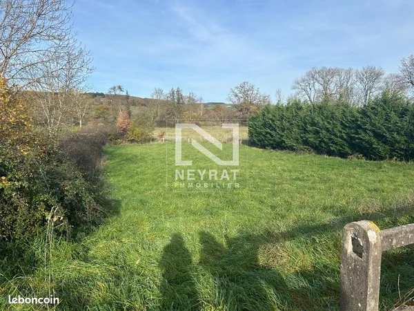 Terrain 1 418 m² Gueugnon 