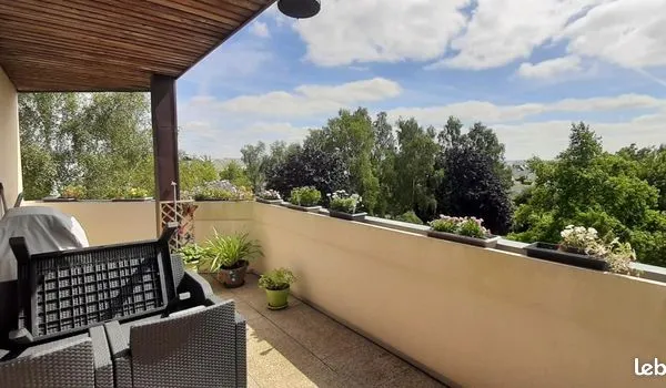 Appartement 4 pièces 80 m² 