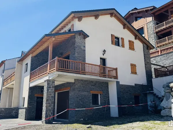 Chalet 7 pièces 209 m² 