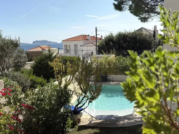 MALMOUSQUE VILLA DE 190 M2 VUE MER, PISCINE, JARDIN, TERRASSE, PARKINGS 
