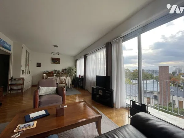 Appartement 4 pièces 93 m² 