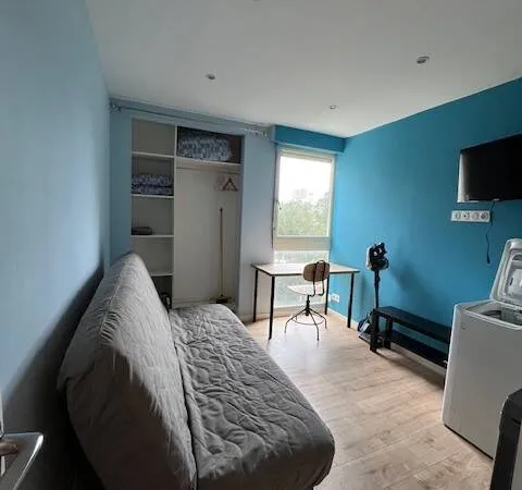 Studio 1 pièce 15 m² 