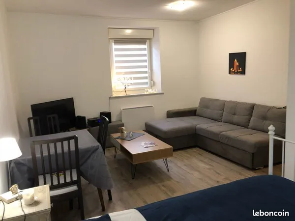 Cosy F1 2mn centre 10 mn gare 