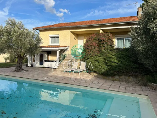 Villa 7 pièces 154 m² 