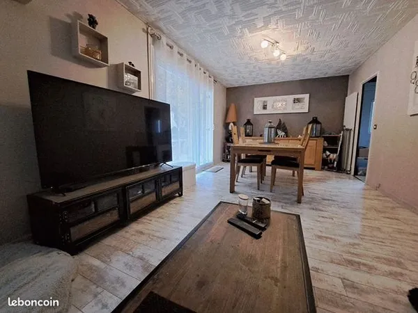 Maison 6 pièces 87 m² 