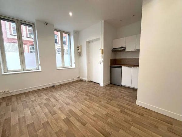 Studio 1 pièce 18 m² 