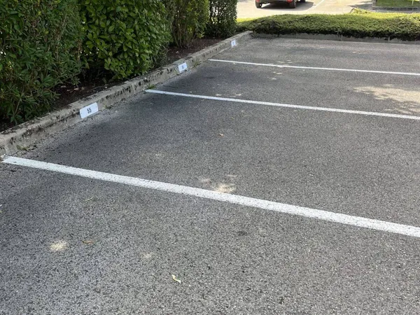 Parking 11 m² 