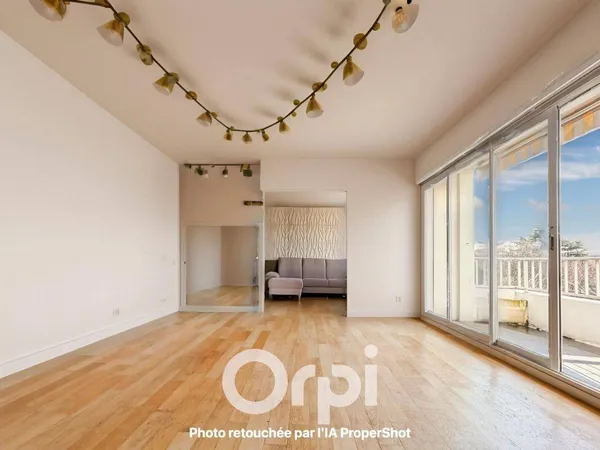 Appartement 4 pièces 93 m² 