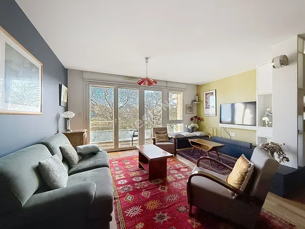 Nantes Van Iseghem - Très beau T3 de 77m² avec balcons et parkings 