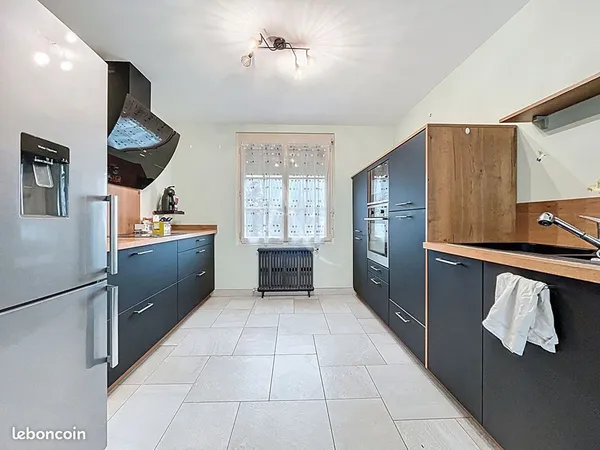 Maison 5 pièces 111 m² 