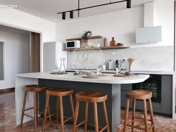 Appartement 1 pièce 96 m² 