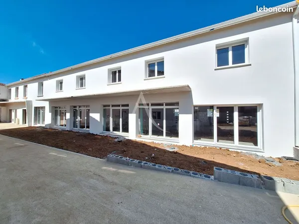 Appartement 1 pièce 84 m² 