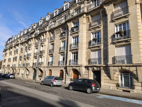 Appartement 4 pièces 93 m² 